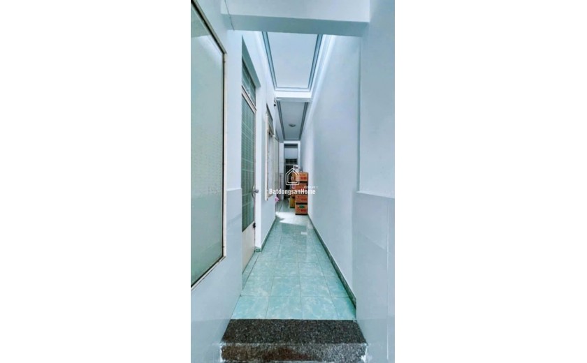 Chủ bán gấp nhà 2 tầng Âu Cơ – ngang 6,47m – đường 5m ô tô